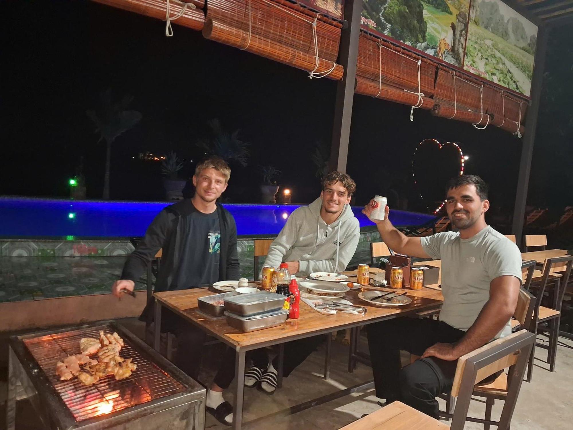 Tam Coc Moutainside Homestay Ниньбинь Экстерьер фото